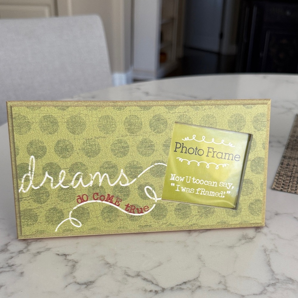 Wimsy frame
